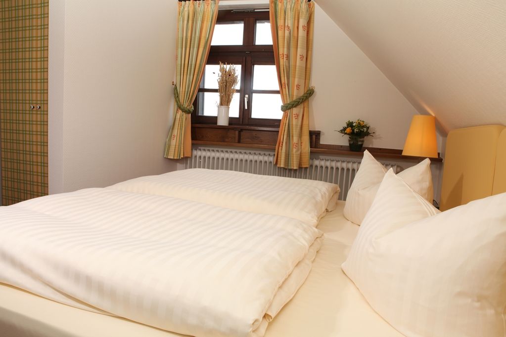 Landhotel & Gasthof Cramer วาร์ชไตน์ ห้อง รูปภาพ